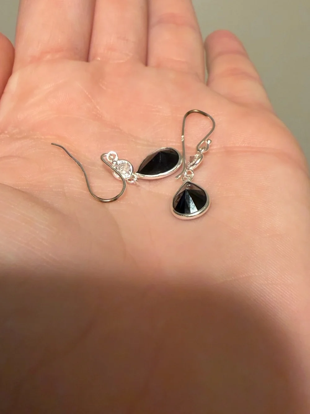 925 Sterling Silver Black Teardrop & Clear Stone Dangle Earrings
